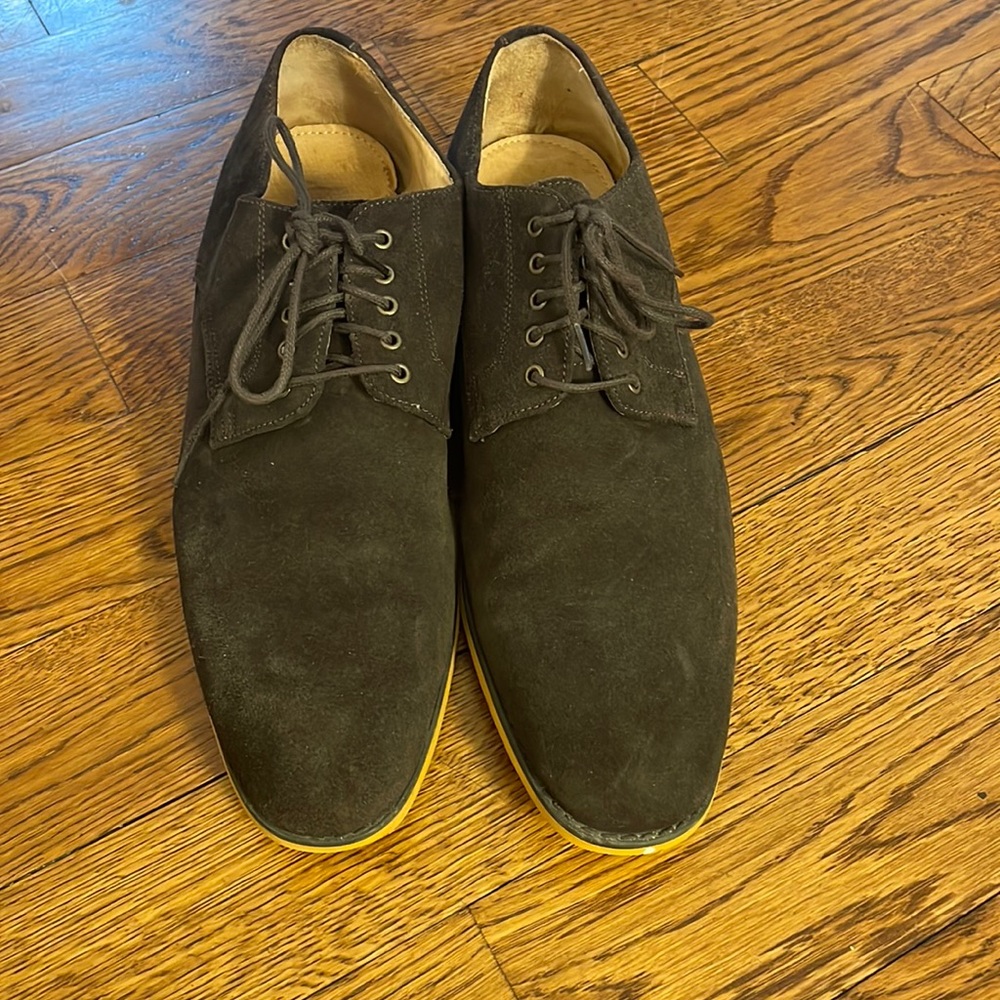 Size 12 brown dress shoes